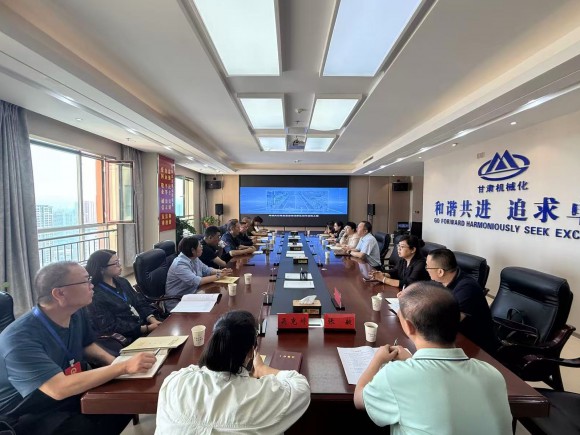 區(qū)人大開展《工會法》執(zhí)法檢查 助力構建和諧穩(wěn)定勞動關系